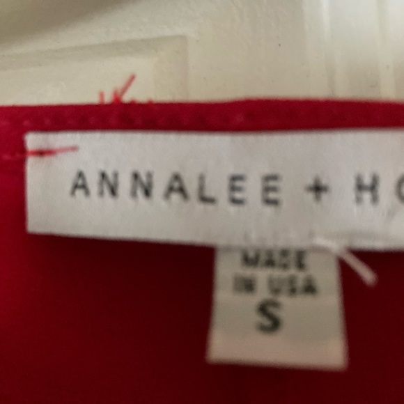 Stunning - red flowy blouse - Picture 3 of 3